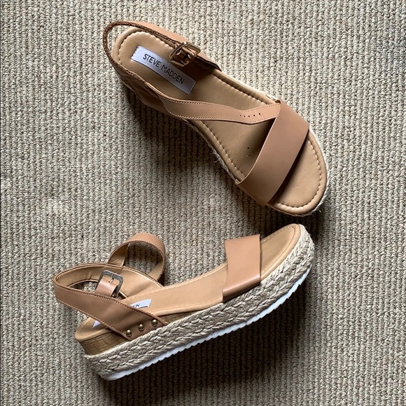 Steve Madden Shoes - Steve Madden Sandals!